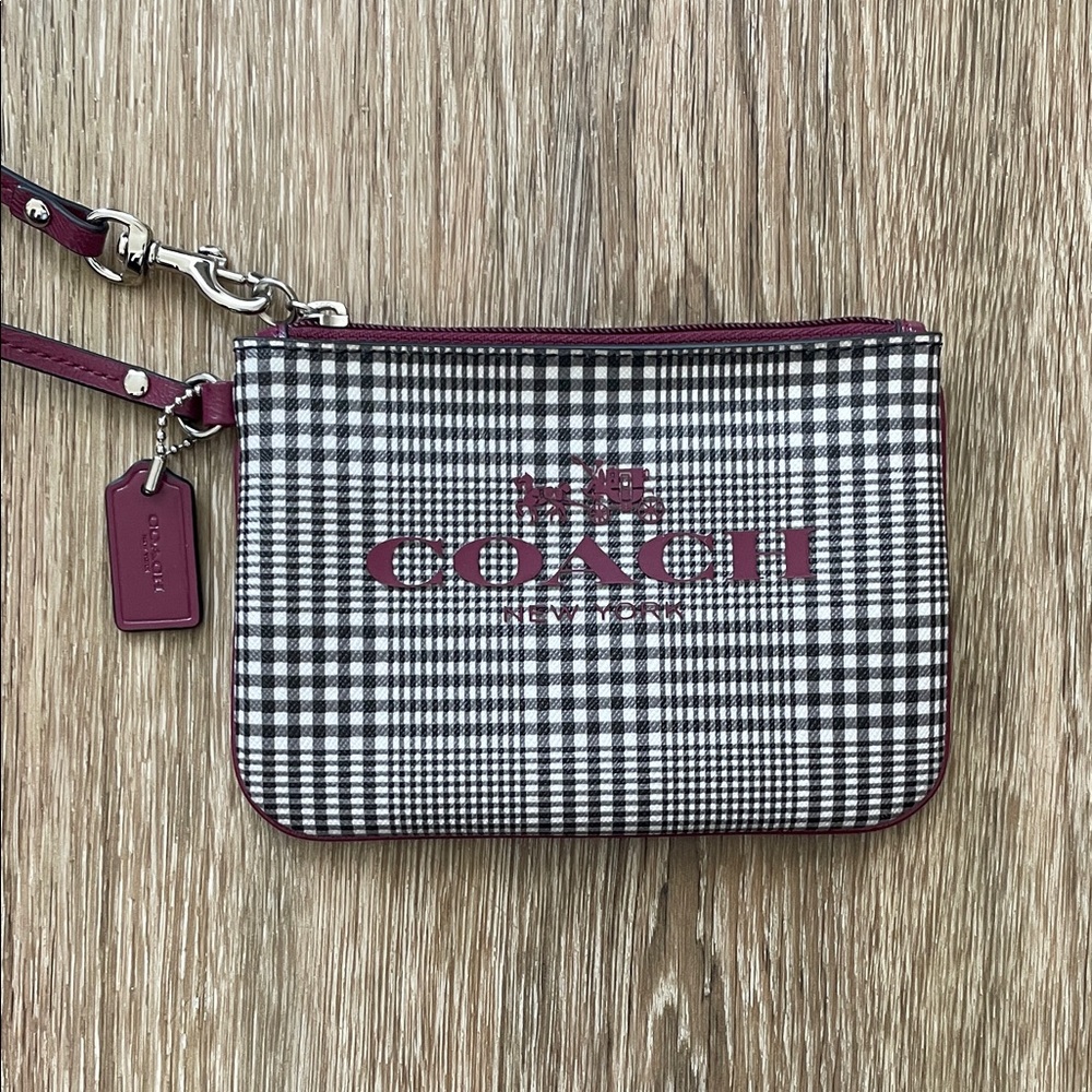 COACH Peyton Glen Plaid Print Small Wristlet F52142 Silver/Cranberry